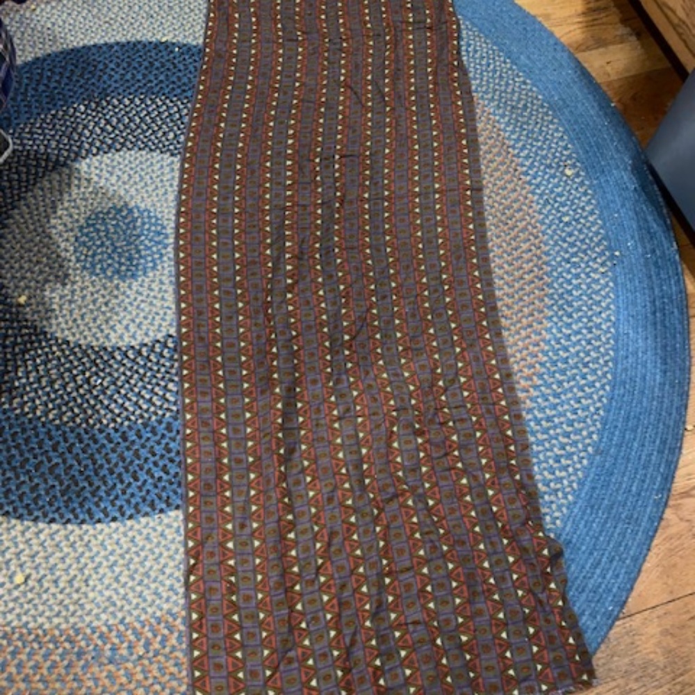 BALTHAZAR Scarf - Picture 9 of 10